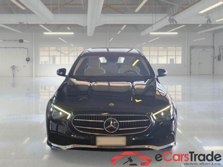 Mercedes 31 MERCEDES-BENZ CLASSE E / 2020 / 5P / STATION WAGON E300 DE EQ-POWER BUSINESS SPORT #6