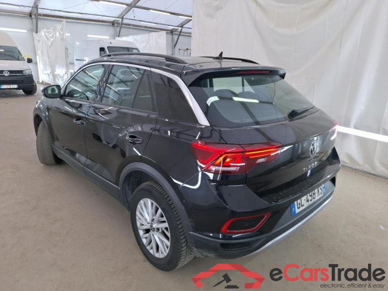 Volkswagen  VOLKSWAGEN T-Roc / 2021 / 5P / SUV 1.5 TSI 150 EVO LIFE PLUS DSG7 #2