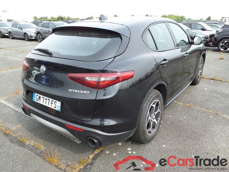 ALFA ROMEO Stelvio 2.2 DIESEL 16V 190 CV AT8-Q4 Super #3