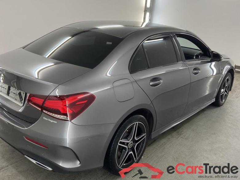 MERCEDES-BENZ A-CLASS LIMOUSINE 1.3 A 250 E BUSINESS SOLUTION DCT AMG #4