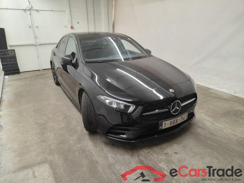 Mercedes-Benz A-Klasse Limousine A 180 d DCT Business Solution 4d #2
