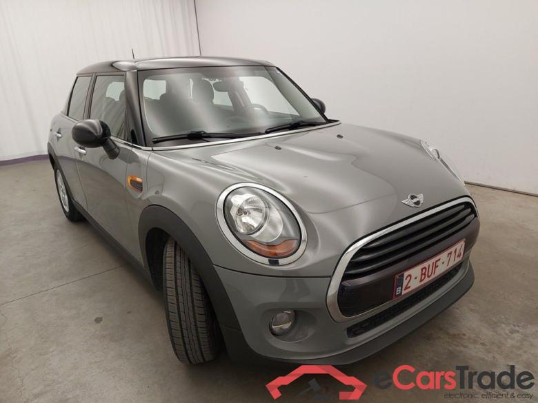 Mini 5 door Cooper (100 kW) 5d #2