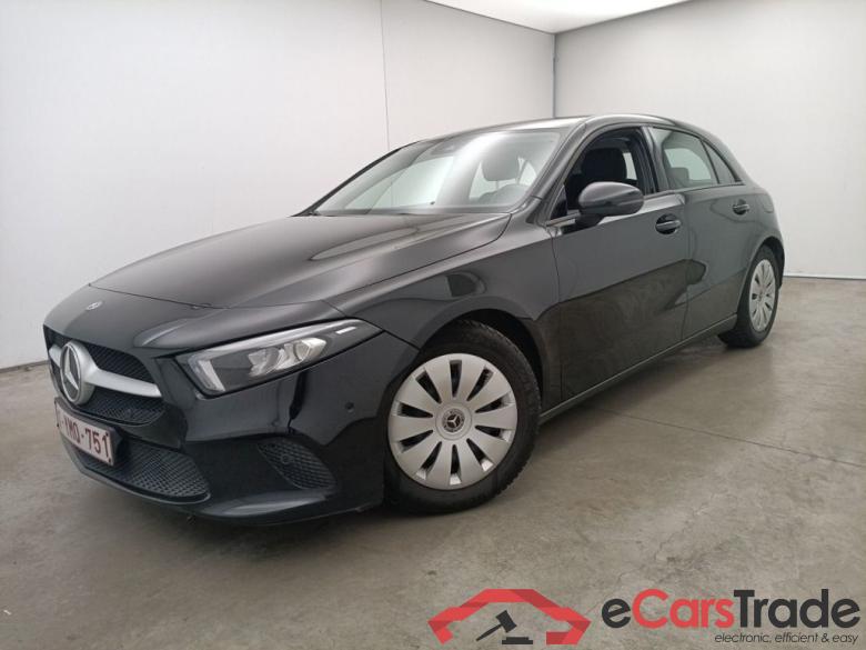 Mercedes-Benz A-Klasse A 180 d Business Solution Aut. 5d #3