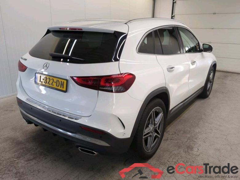 MERCEDES-BENZ GLA-klasse 200 Bns Sol. AMG #2