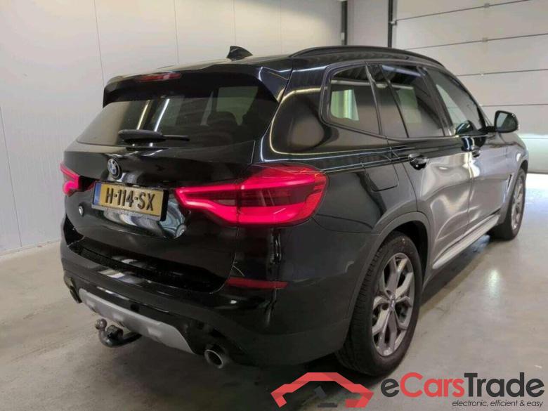 BMW X3 xDrive20i H.E. Edit. #2
