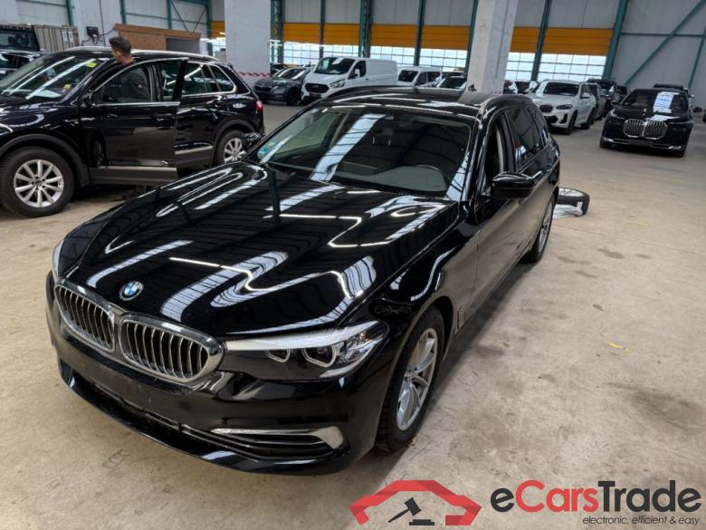 BMW 5-Serie Touring ´16 Baureihe 5 Touring 520 d Luxury Line 2.0 140KW AT8 E6dT #1