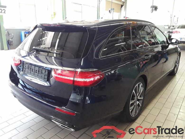 Mercedes_benz Avantgarde E 220 d T #4