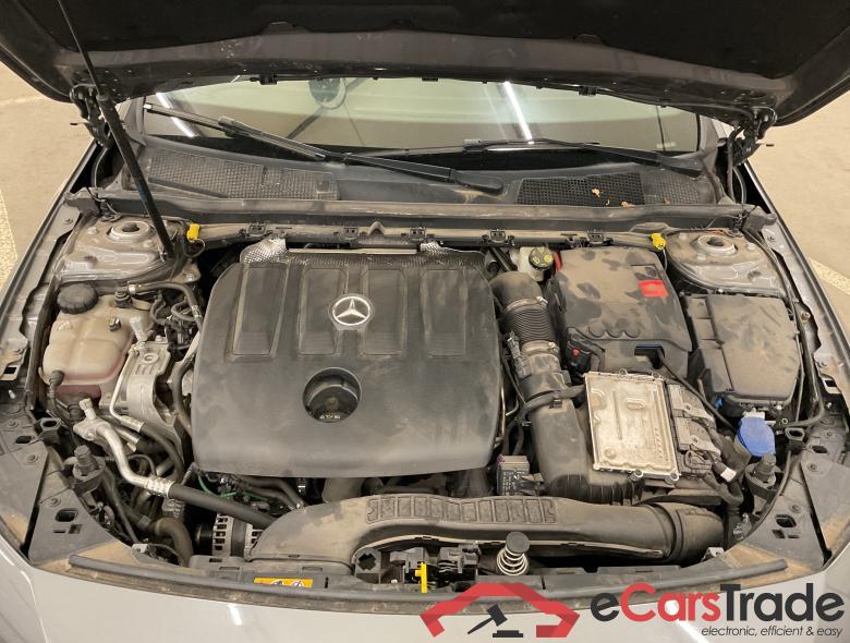 MERCEDES-BENZ A 180 d #4