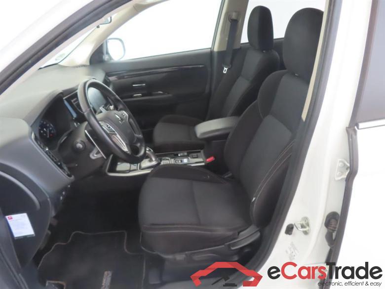 MITSUBISHI OUTLANDER 2.4 PHEV Pure #5