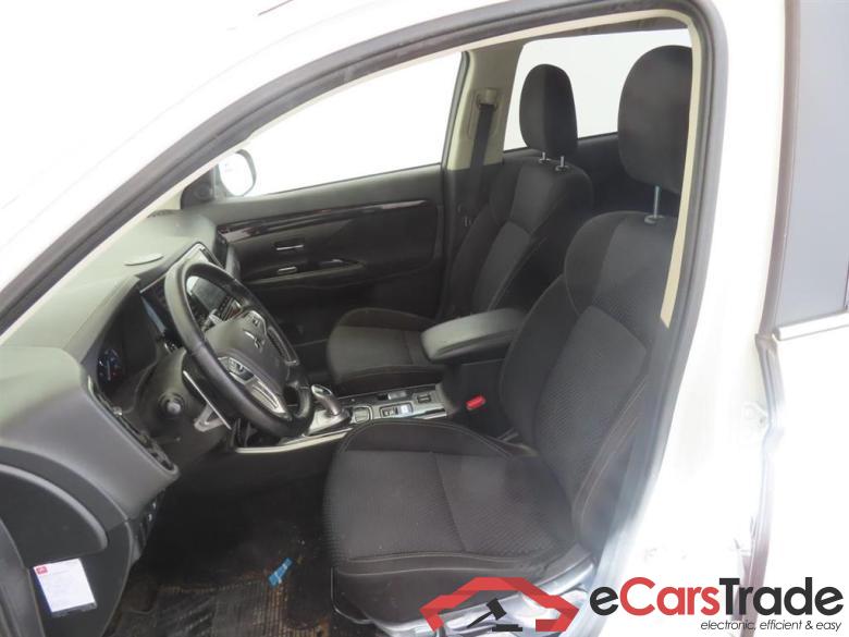 MITSUBISHI OUTLANDER 2.4 PHEV Pure #5