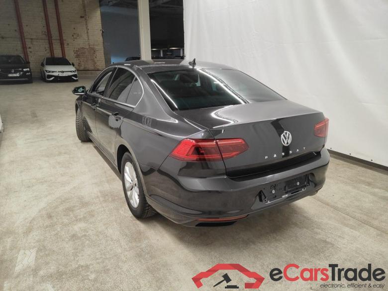 Volkswagen Passat 1.6 TDI SCR DSG7 Style Business 4d #3