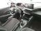 preview Peugeot 208 #2