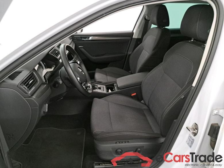 SKODA SUPERB COMBI 2.0 CRTDI 110KW DSG7 STYLE CORPORATE PLUS  - GPS - COMFORT #5