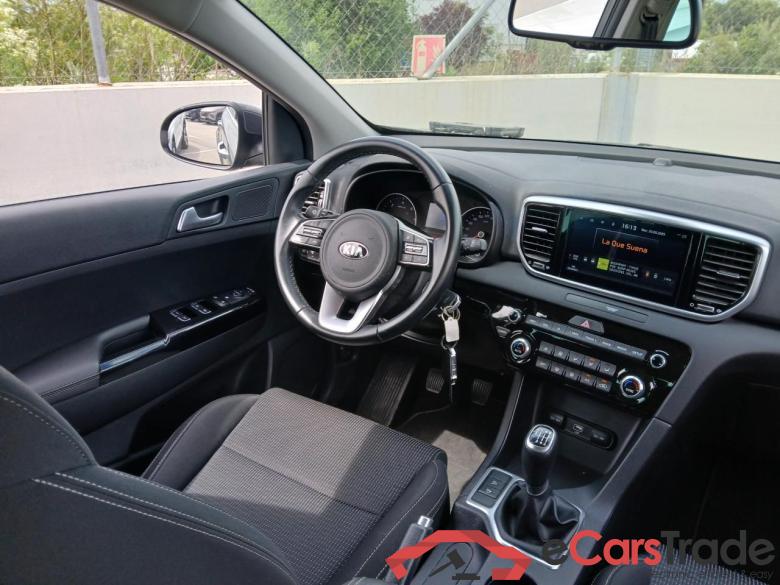 Kia 1.6MHEV Drive 100kW(136CV) 4x2(Crist Tintados)(CX) Sportage Drive Plus 2WD 1.6 CRDi 135CV MT6 E6dT #3