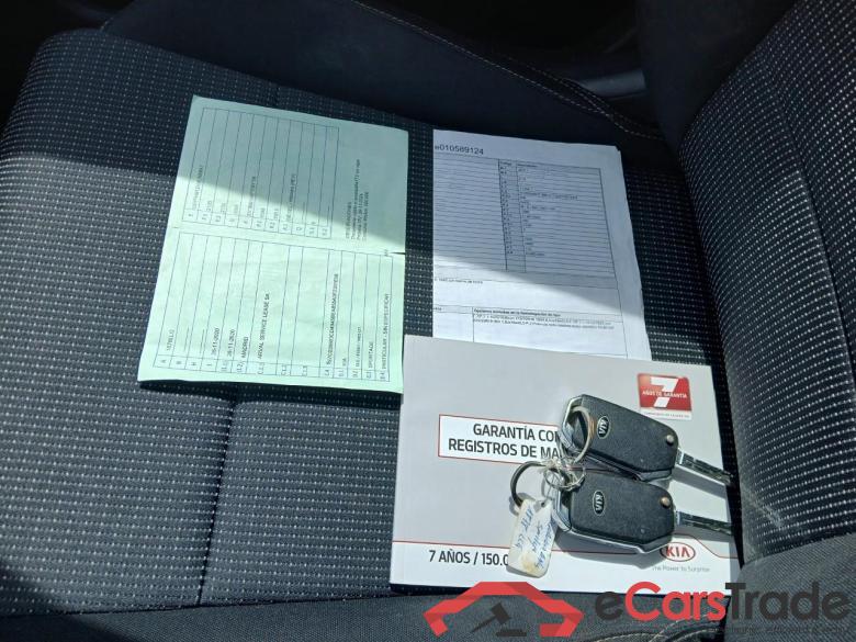 Kia 1.6MHEV Drive 100kW(136CV) 4x2(Crist Tintados)(CX) Sportage Drive Plus 2WD 1.6 CRDi 135CV MT6 E6dT #5