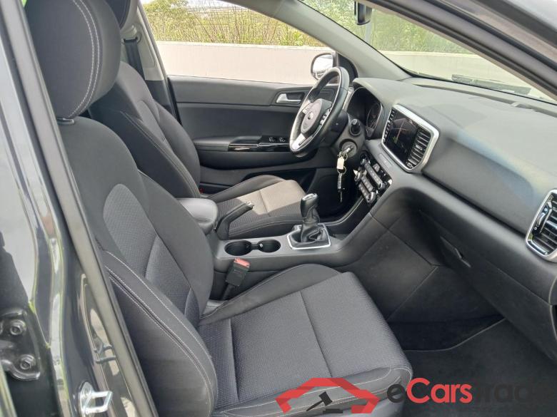 Kia 1.6MHEV Drive 100kW(136CV) 4x2(Crist Tintados)(CX) Sportage Drive Plus 2WD 1.6 CRDi 135CV MT6 E6dT #6
