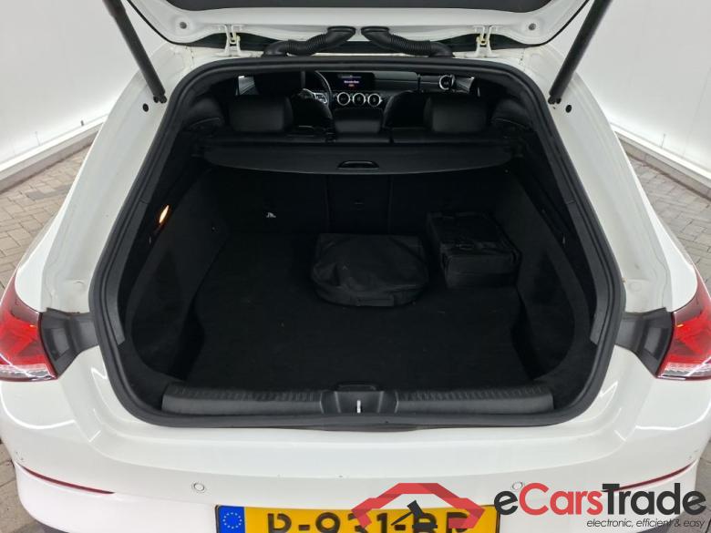 MERCEDES-BENZ CLA Shooting Brake CLA 250 e DCT 5D 160kW #5