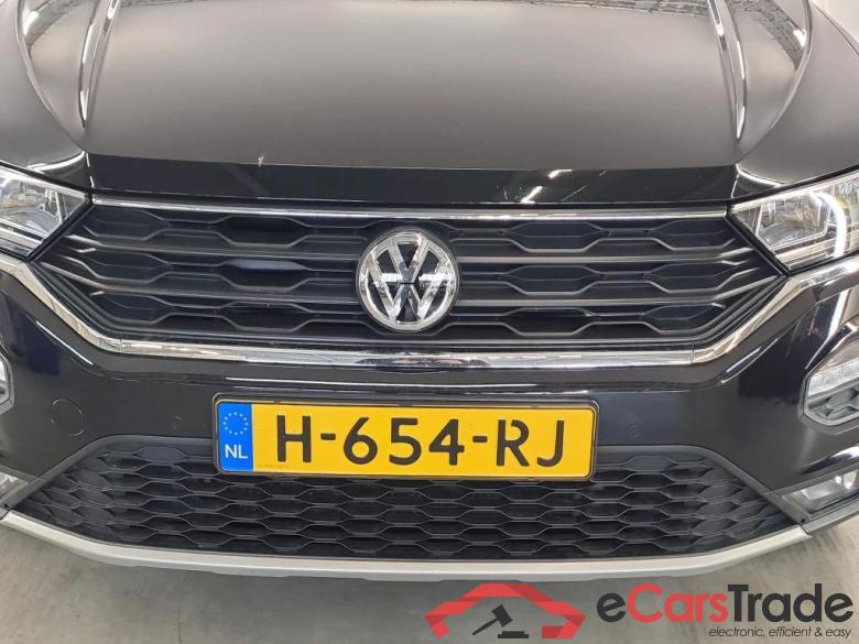 Volkswagen T-Roc '17 Volkswagen T-Roc 1.5 TSI 110kW Style Business 5d #5