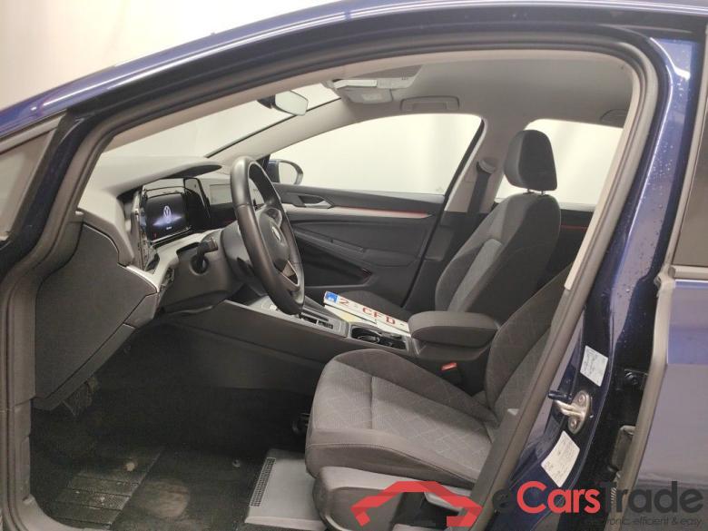 Volkswagen Golf VIII 1.0 eTSI 81kW Life DSG 5d #3