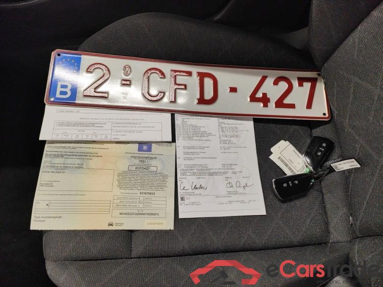 Volkswagen Golf VIII 1.0 eTSI 81kW Life DSG 5d #4