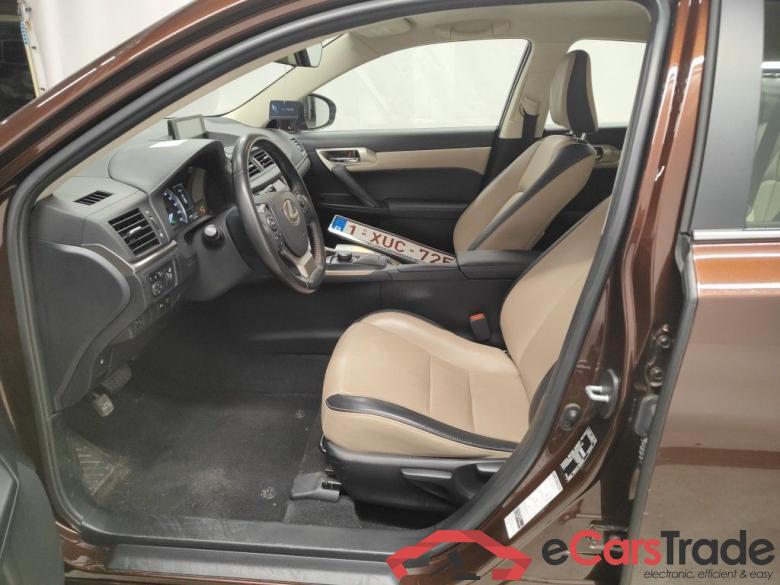 Lexus CT 200h Executive Line 5d #6