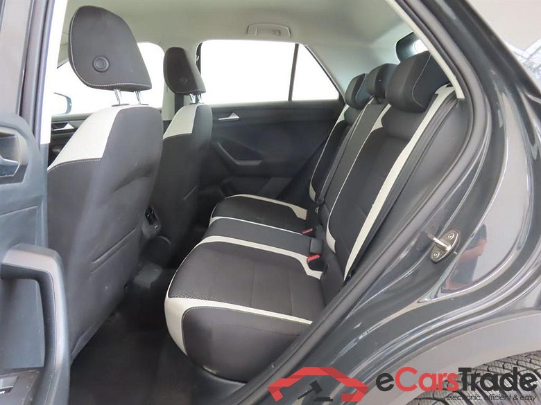 VOLKSWAGEN T-Roc 1.5 TSI Sport #6