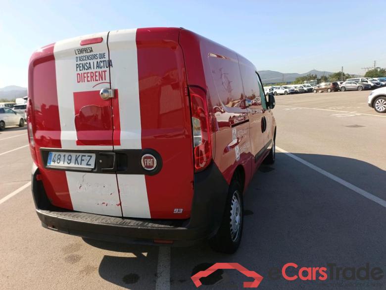 Fiat Base Maxi 1.3 Mjet 70kW Carga Aumentada FIAT Doblò Cargo/2015/4P/furgón derivado de turismo Base Maxi 1.3 Mjet 70kW Carga Aumentada #2