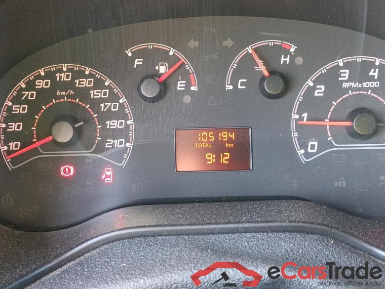 Fiat Base Maxi 1.3 Mjet 70kW Carga Aumentada FIAT Doblò Cargo/2015/4P/furgón derivado de turismo Base Maxi 1.3 Mjet 70kW Carga Aumentada #5