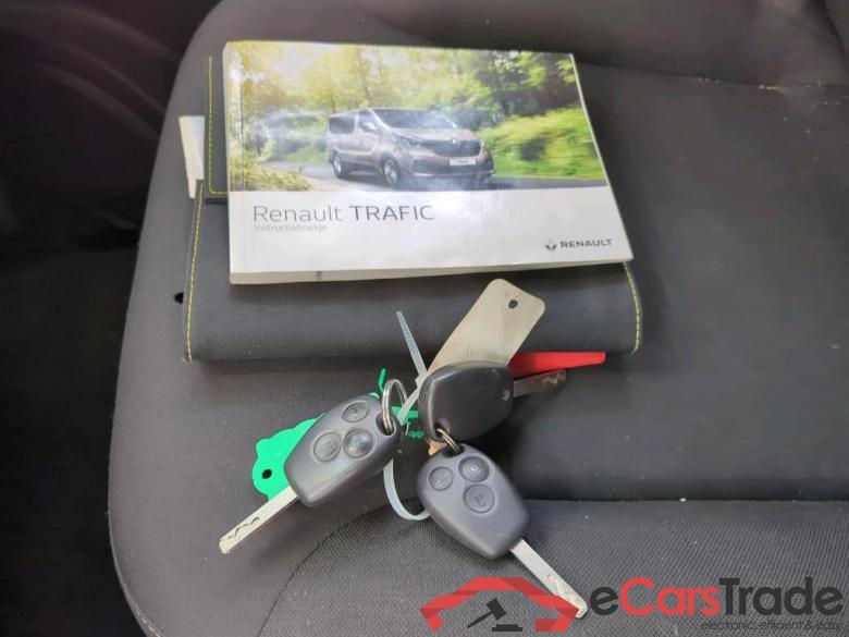 Renault * Trafic '14 Renault Trafic L1H1 T29 ENERGY 1.6 dCi 95 Comfort 4d #4