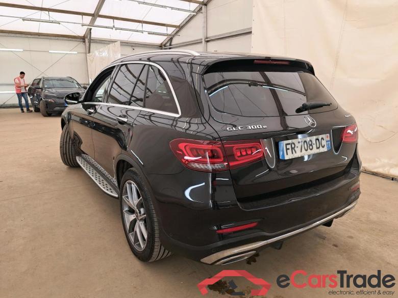 Mercedes GLC 300 e AMG Line 4Matic MERCEDES-BENZ GLC / 2019 / 5P / SUV GLC 300 e AMG Line 4Matic #2