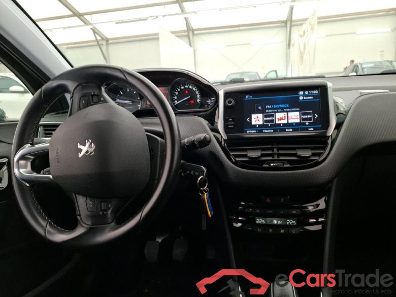 Peugeot BLUEHDI 100 S&S ALLURE BUSINESS 208 Allure Business 1.5 HDi 100CV BVM5 E6dT #5