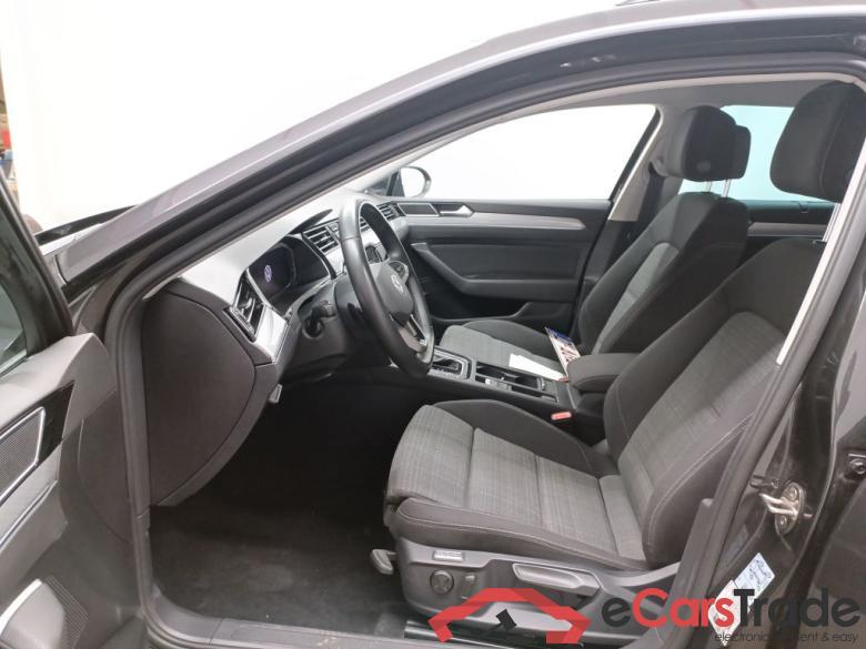 Volkswagen Passat Variant 2.0 TDI 90kW DSG Style Business 5d #6