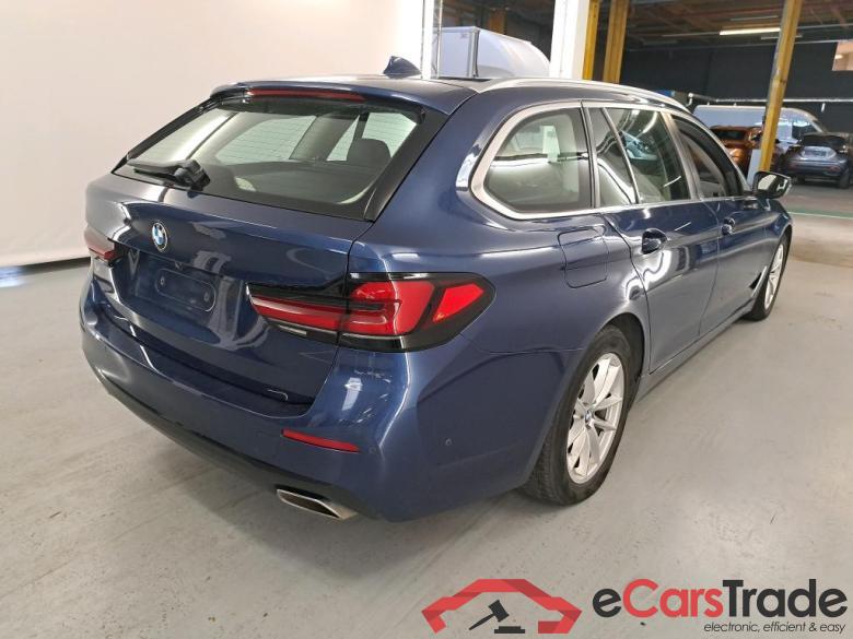 BMW 5 SERIES TOURING 2.0 520D 120KW TOURING AUTO Driving Assistant Parking Assistant Business #4