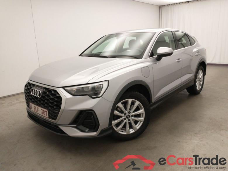 Audi Q3 Sportback 45 TFSI e S tronic 5d #4