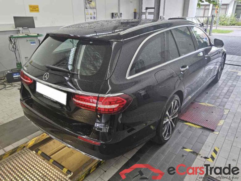 Mercedes-Benz E -Klasse T-Modell (BM 213)(06.2016->) DE - Kb5 E 300 e EU6d, T e AMG Line (EURO 6d), (Facelift) 2020 - 2023 #3