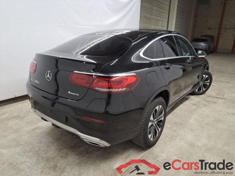 Mercedes-Benz GLC Coupé GLC 300 e 4MATIC 5d #5