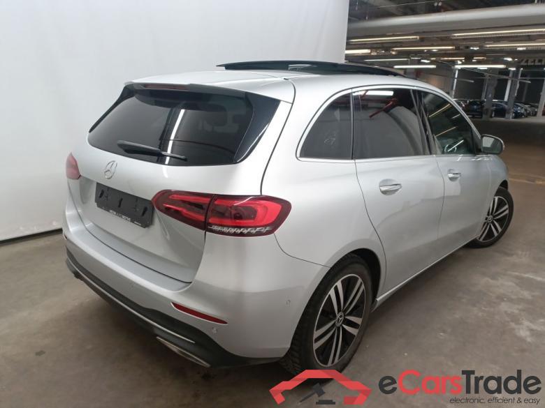 Mercedes-Benz B-Klasse B 180 d Launch Edition 5d #4