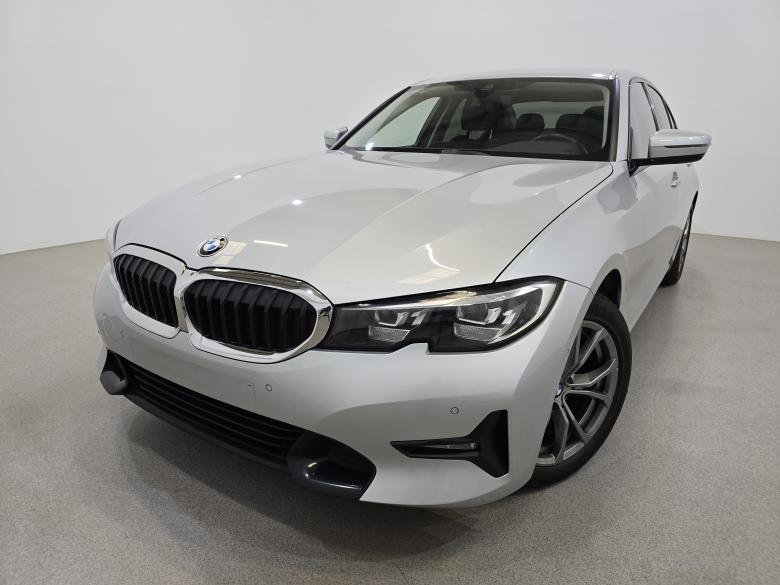 BMW 318d Sport-Line LED-Xenon LC-Pro Harman/Kardon Ambient Navi Sport-Leather KeylessGo Camera Klima PDC ... #1