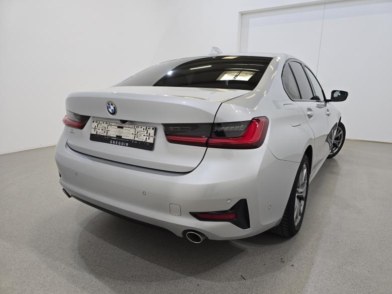 BMW 318d Sport-Line LED-Xenon LC-Pro Harman/Kardon Ambient Navi Sport-Leather KeylessGo Camera Klima PDC ... #4