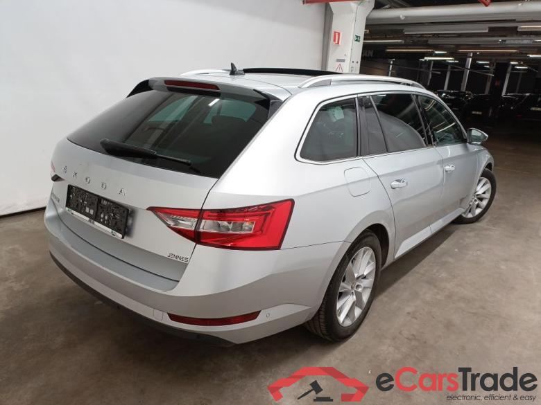 Skoda Superb Combi 2.0 CRTDI 110kW DSG7 Style 5d #5