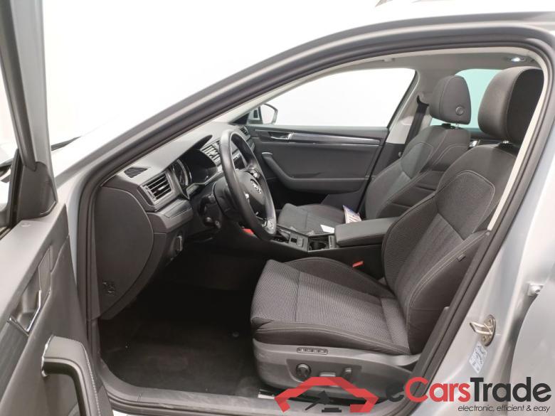 Skoda Superb Combi 2.0 CRTDI 110kW DSG7 Style 5d #6