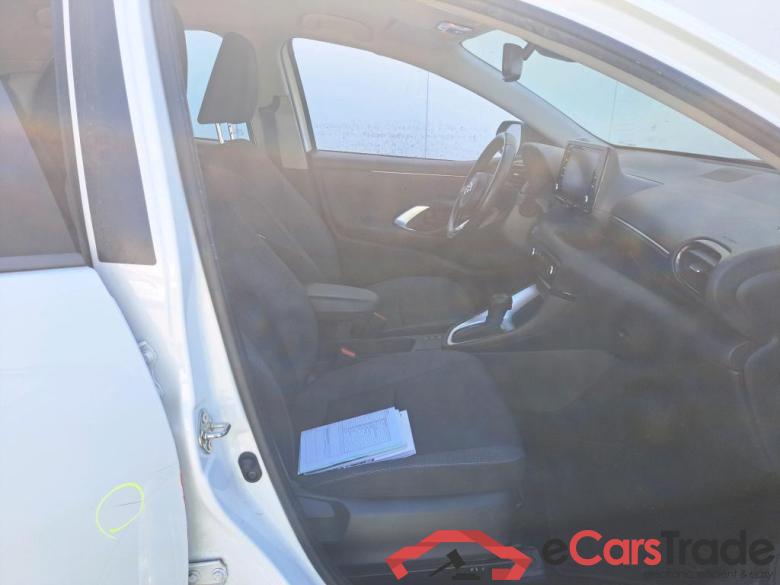 Toyota 1.5 120H Active Tech TOYOTA Yaris / 2020 / 5P / berlina con portón 1.5 120H Active Tech #6