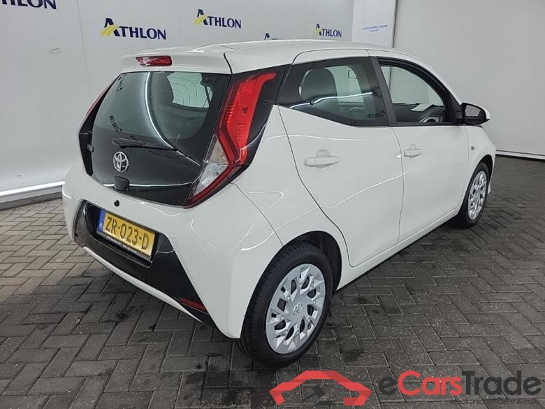 TOYOTA Aygo 1.0 VVT-i x-play limited 5D 53kW uitlopend #3