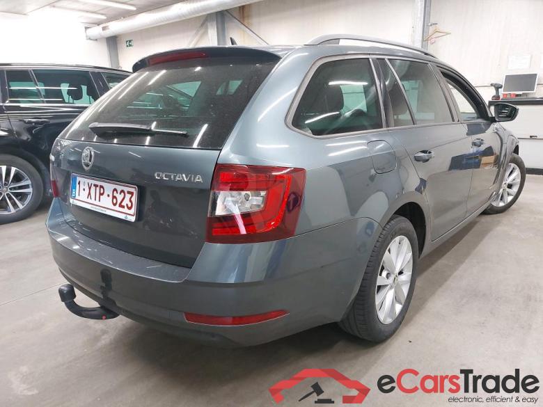 SKODA - SKO OCTAVIA COMBI TSI 115PK GreenTec Ambition Pack Ultimate & Heated Seats & PDC Front & Rear & Removable Towing Hook * PETROL * #2