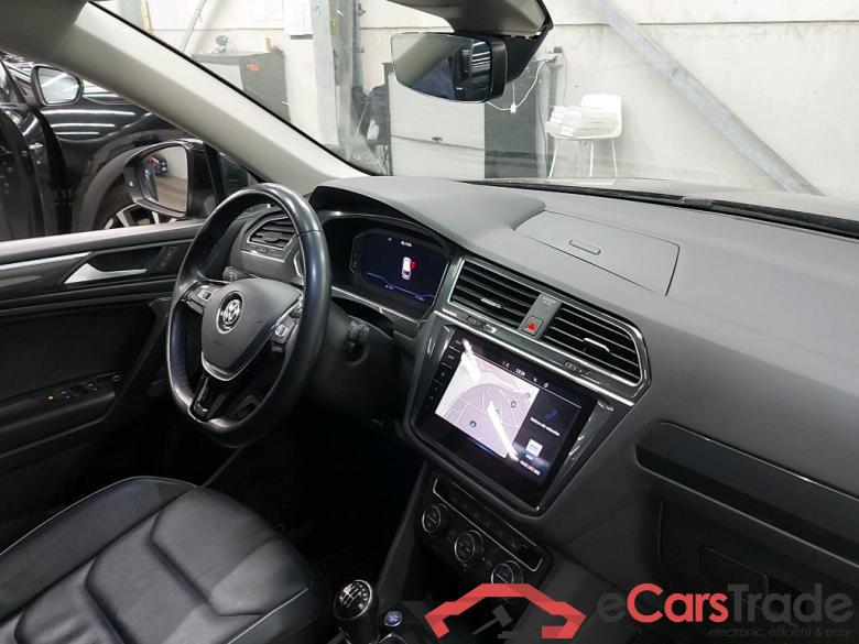 VOLKSWAGEN - VW  TIGUAN ALLSPACE TSI 150PK Comfortline GPS Pro & Travel Pack & Premium With Vienna Leather & Winter & Keyless & Heated Steering Wheel & Rear Camera & Park Assist & 20 Inch  * PETROL * #3