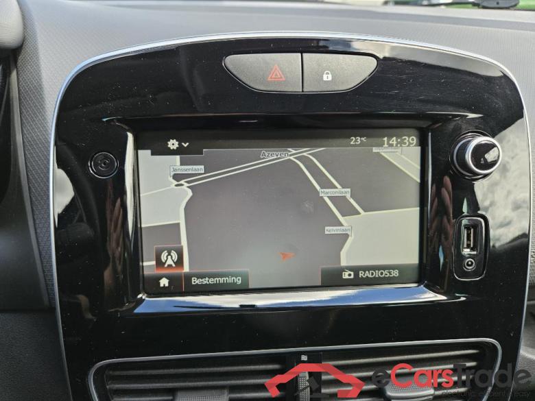 RENAULT CLIO 66 kW #3