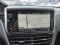 preview Peugeot 208 #2