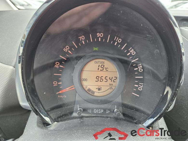 PEUGEOT 108 53 kW #6