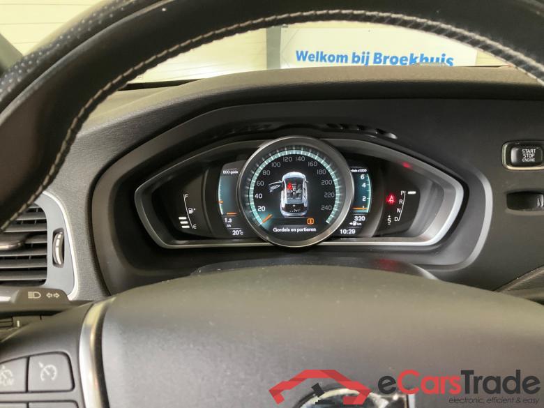 VOLVO V40 1.5 T3 Polar+ Sport #6