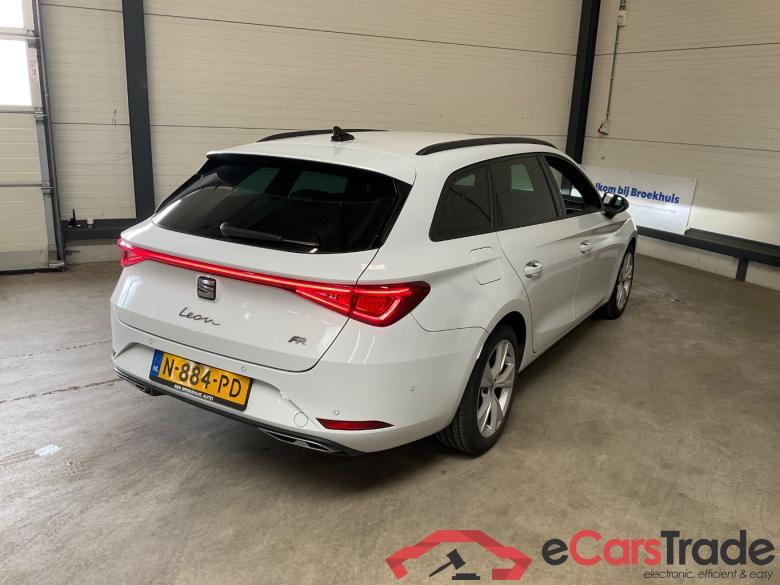 SEAT Leon Sportstourer 1.0 eTSI FR Bns Int #3